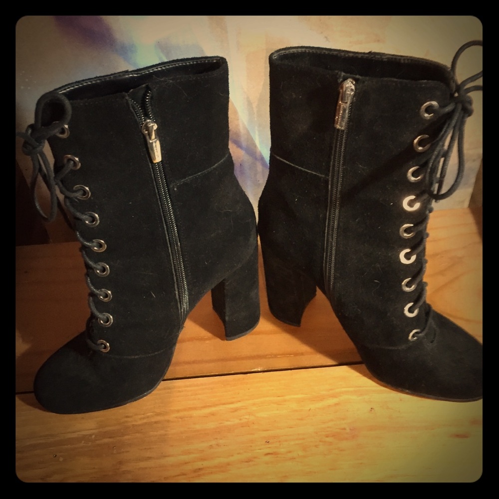 Vince Camuto Tiesha boots